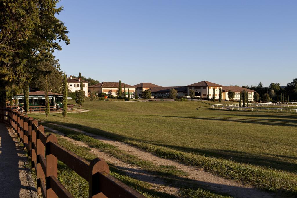 Foresteria Dei Piaceri Campestri Casciago Exteriér fotografie