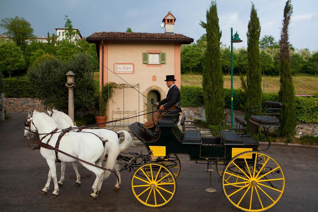 Foresteria Dei Piaceri Campestri Casciago Exteriér fotografie