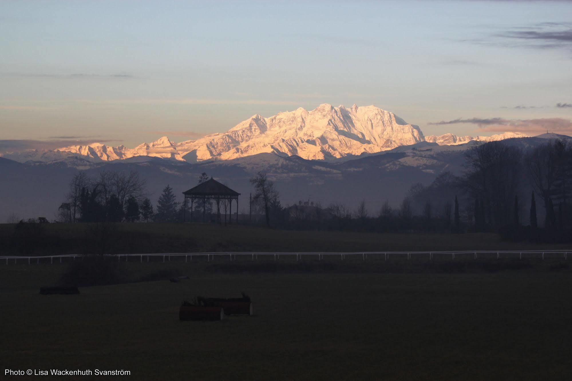 Foresteria Dei Piaceri Campestri Casciago Exteriér fotografie